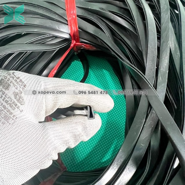 EPDM rubber U-shaped gasket 9.6x5.6x1.3
